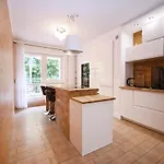 Victus Traditional Apartment With Balcony In Sopot By Noclegi Renters