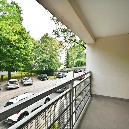 Victus Traditional With Balcony In By Renters Sopot